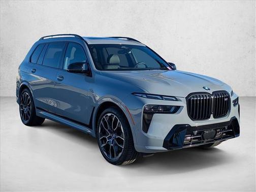 2024 BMW X7 M60i