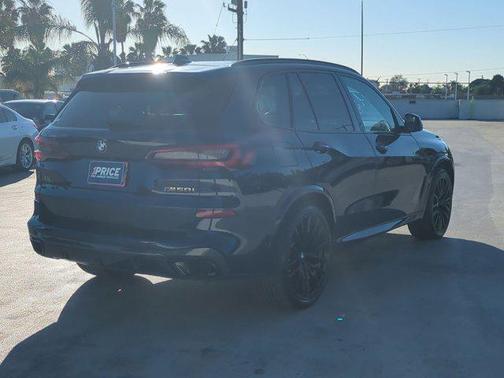 2023 BMW X5 M50i