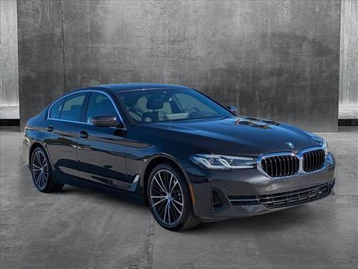 2022 BMW 530 i