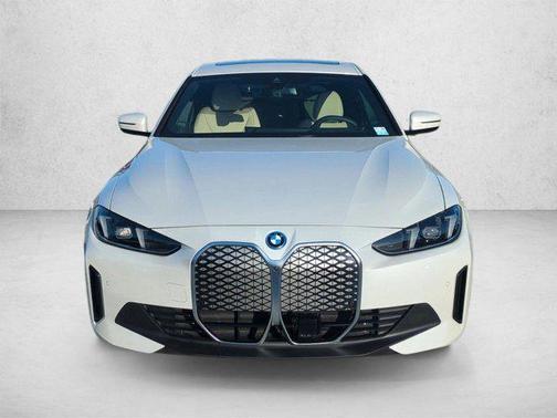 Mineral White Metallic 2025 BMW i4 Gran Coupe xDrive40
