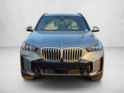 Skyscraper Grey Metallic 2026 BMW X5 PHEV xDrive50e
