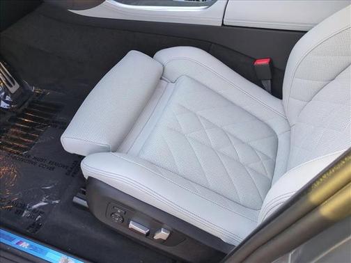 Skyscraper Grey Metallic 2026 BMW X5 PHEV xDrive50e