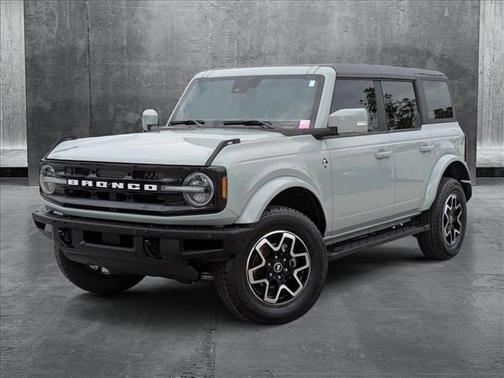 2022 Ford Bronco Outer Banks