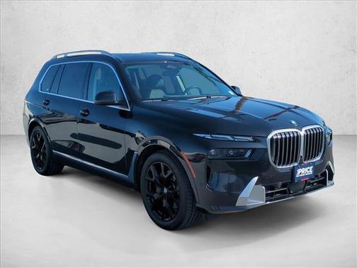 Black Sapphire Metallic 2024 BMW X7 xDrive40i