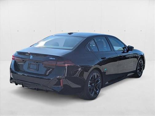 2025 BMW i5 M60