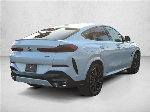 Mineral White Metallic 2027 BMW X6 xDrive40i
