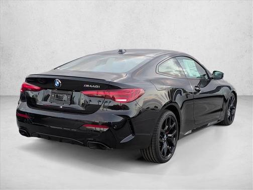 2026 BMW M440 i
