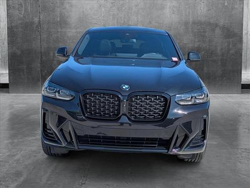 2023 BMW X4 xDrive30i