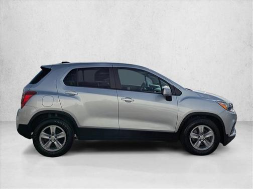 2022 Chevrolet Trax LS