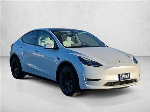 2022 Tesla Model Y Long Range Dual Motor All-Wheel Drive