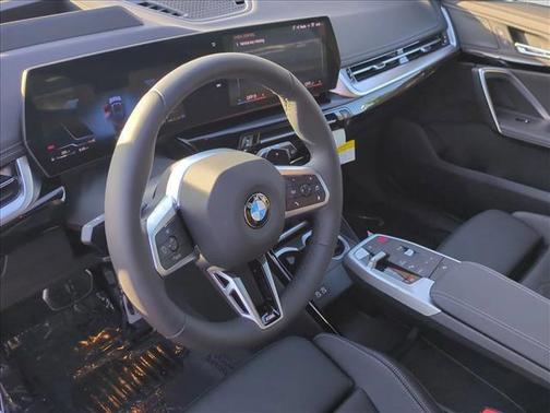 Portimao Blue Metallic 2026 BMW X1 xDrive28i