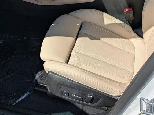 2025 BMW X4 xDrive30i
