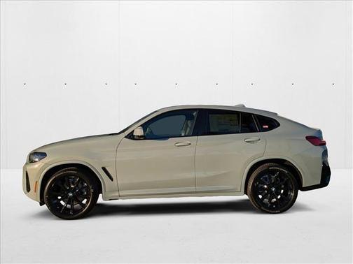 2025 BMW X4 xDrive30i