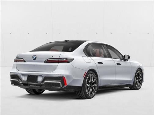 2026 BMW i7 M70