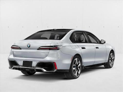 2025 BMW 740 i