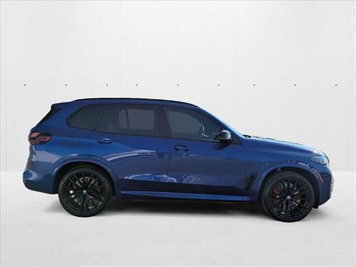 2024 BMW X5 M60i