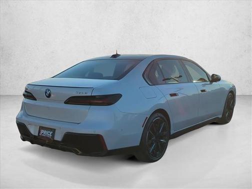 Mineral White Metallic 2025 BMW 750e i xDrive