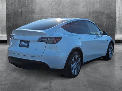 2023 Tesla Model Y Long Range Dual Motor All-Wheel Drive