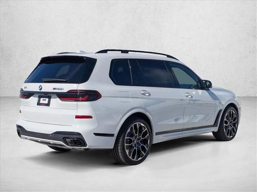 2026 BMW X7 M60i