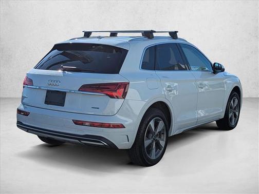 2023 Audi Q5 40 Premium Plus