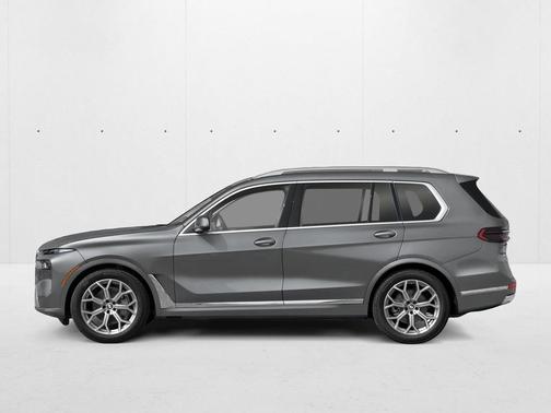 Dravit Grey Metallic 2027 BMW X7 M60i