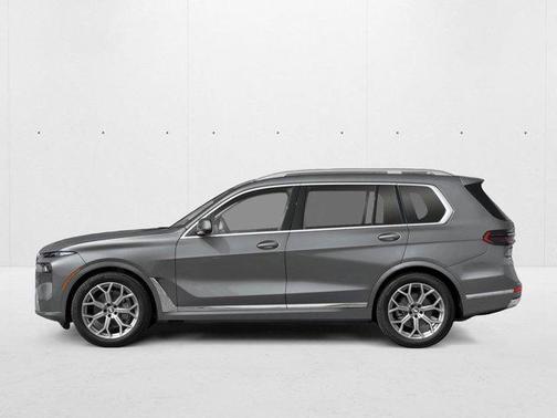 Dravit Grey Metallic 2027 BMW X7 M60i