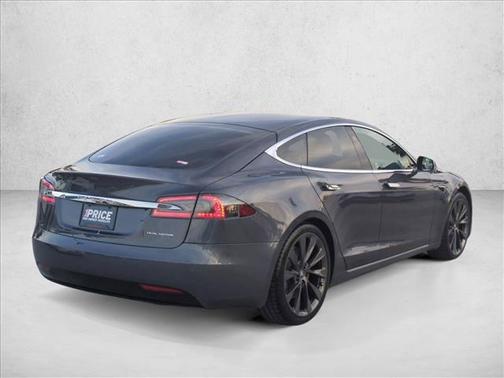 2020 Tesla Model S Long Range