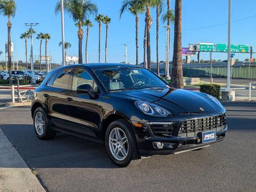 2018 Porsche Macan AWD