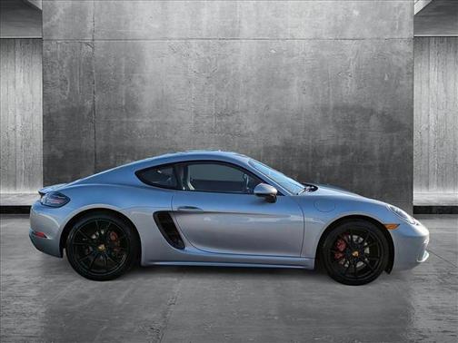 2018 Porsche 718 Cayman S