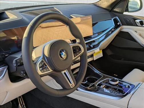 2026 BMW X7 M60i