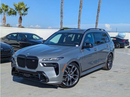 2026 BMW X7 M60i