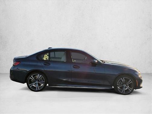 2023 BMW 330 330i