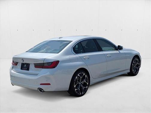 Mineral White Metallic 2025 BMW 330 i