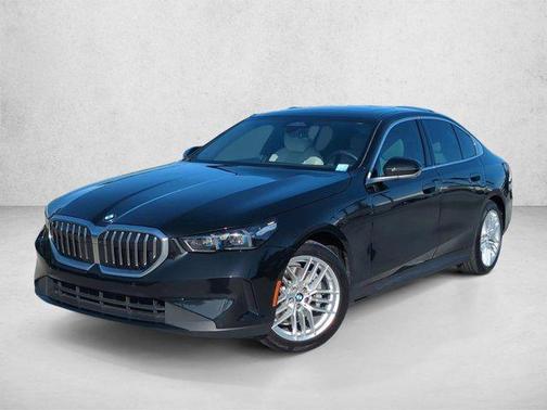 Black Sapphire Metallic 2024 BMW 530 530i