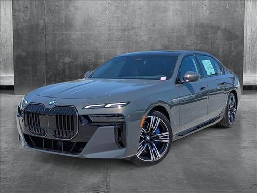 2025 BMW 760 i xDrive