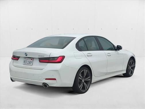 2023 BMW 330 330i