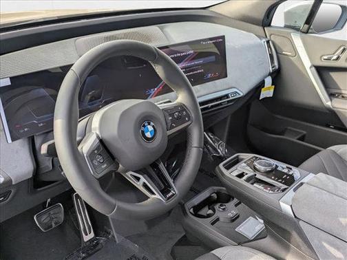2026 BMW iX xDrive45
