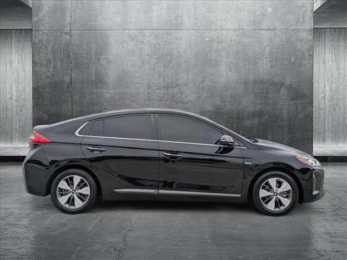 2019 Hyundai IONIQ Plug-In Hybrid Limited