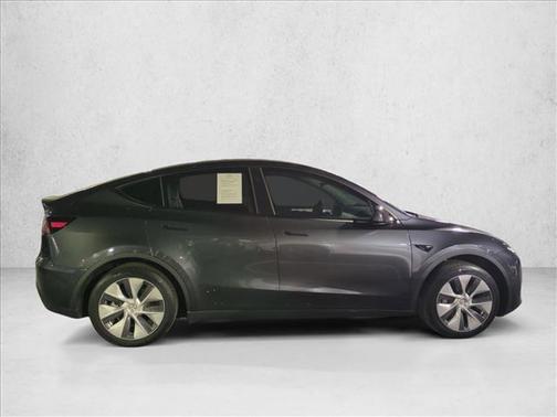 2024 Tesla Model Y RWD *Ltd Avail*