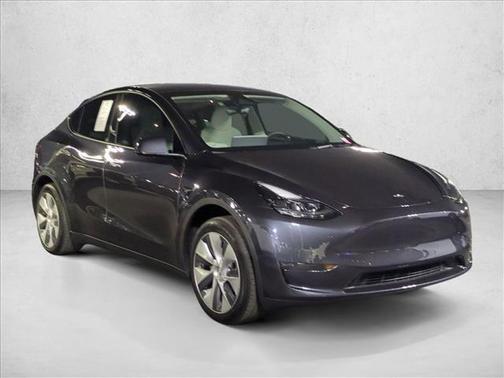 2024 Tesla Model Y RWD *Ltd Avail*