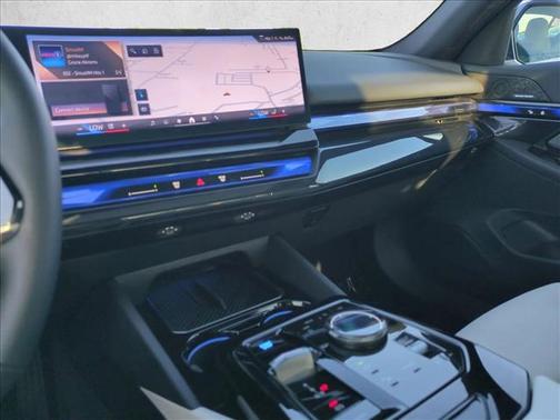 Tanzanite Blue II Metallic 2026 BMW i5 eDrive40