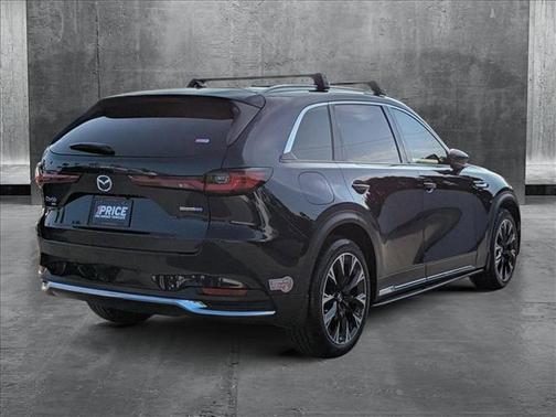 2024 Mazda CX-90 PHEV Premium Plus