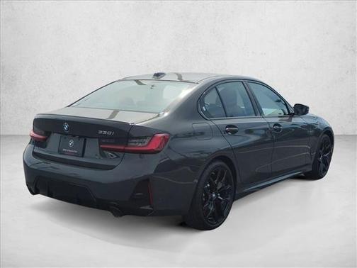 Dravit Grey Metallic 2026 BMW 330 330i