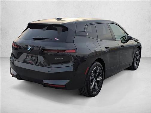 2026 BMW iX xDrive45