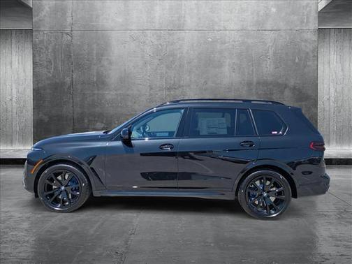 2026 BMW X7 M60i