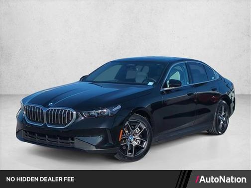 Black Sapphire Metallic 2024 BMW i5 eDrive40