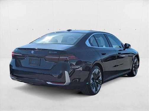 2026 BMW i5 eDrive40