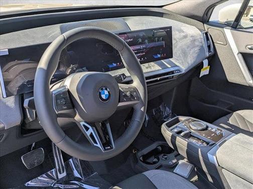 2026 BMW iX xDrive60