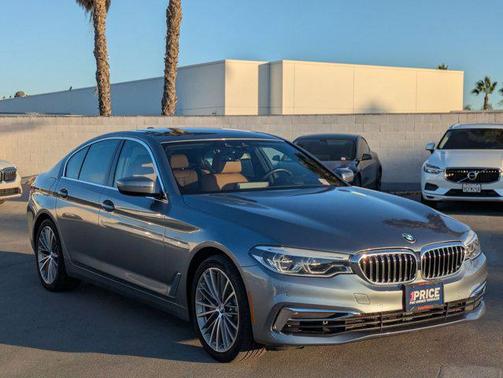 2019 BMW 540 540i