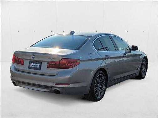 2018 BMW 530 530i